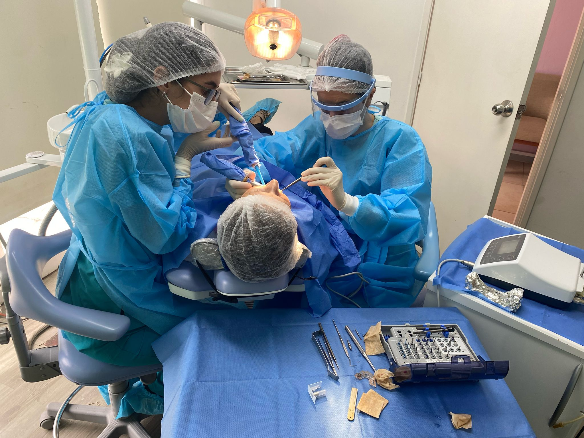 cirugía de implantes